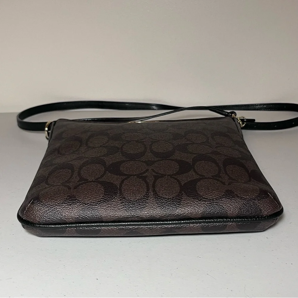 NWOT Coach North South Crossbody in Signature Brown/ Black - Picture 5 of 13